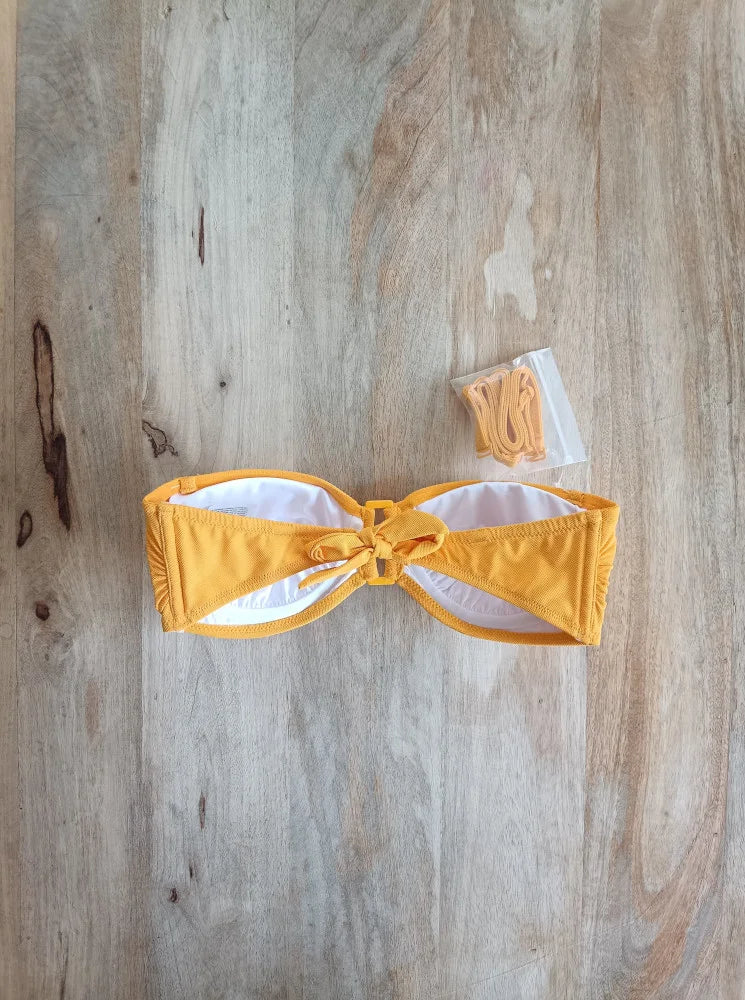 Micropiqué Golden Yellow - Top de bikini bandeau copa C para mujer