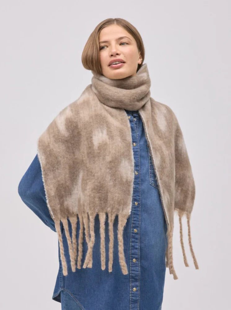 Bufanda estampada marrón