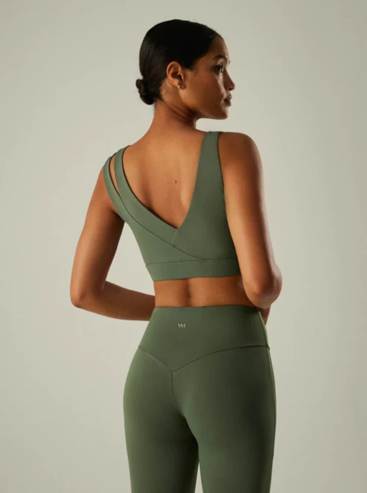 Sujetador deportivo detalle espalda relleno extraíble verde