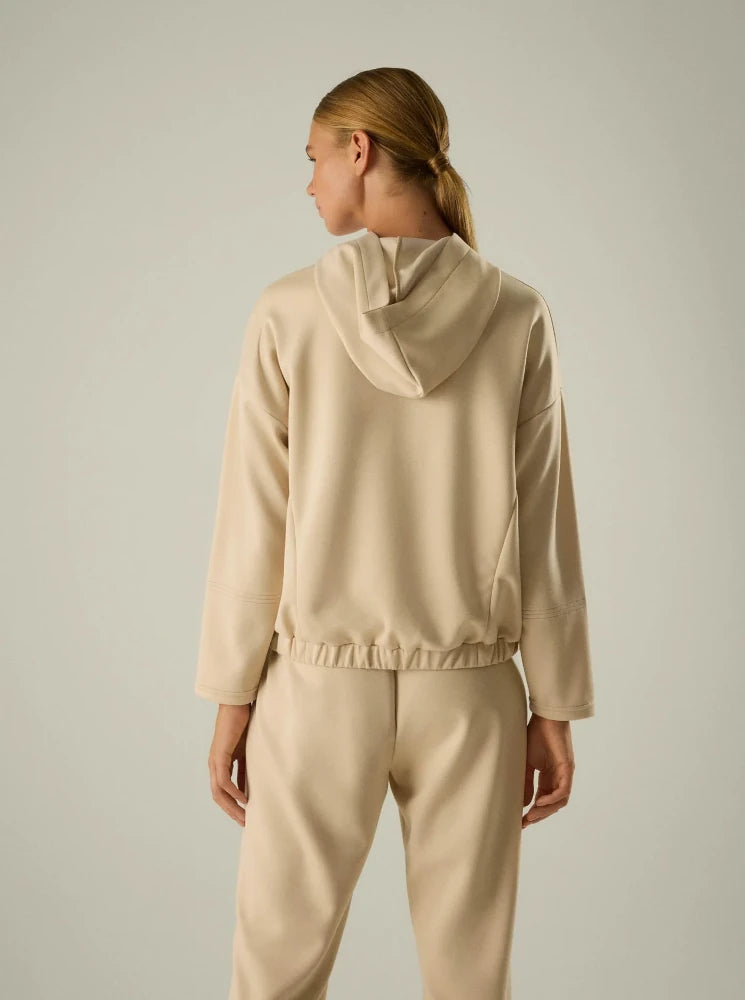 Sudadera suave beige fruncida con capucha
