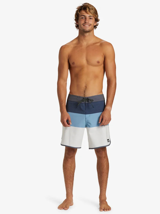 Boardshort Surfsilk Tijuana 18 de Quiksilver